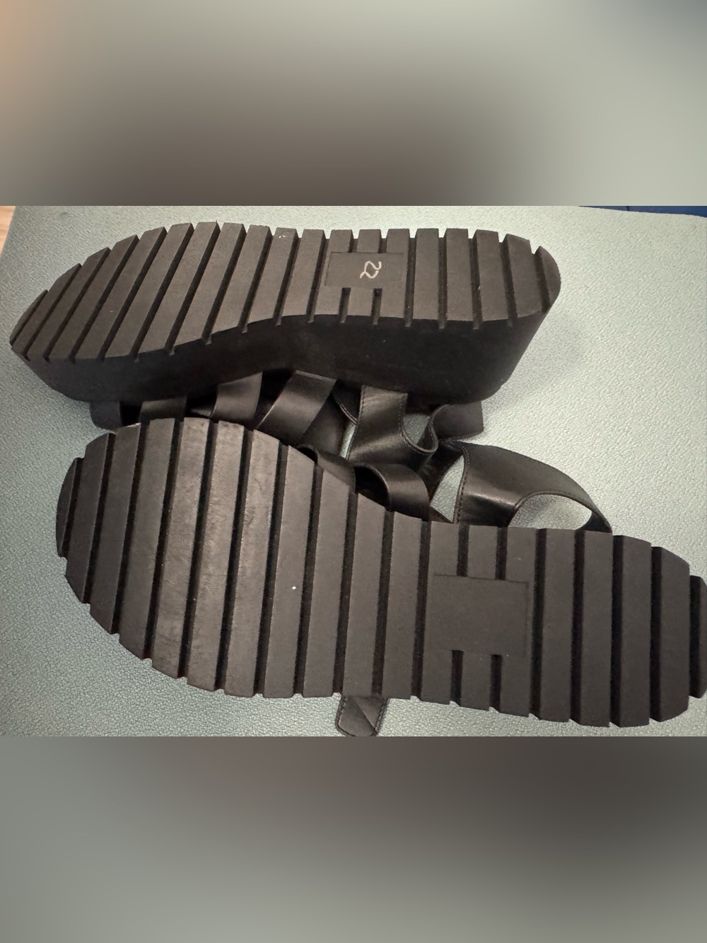 Platform Sandals - Picture 3 of 5